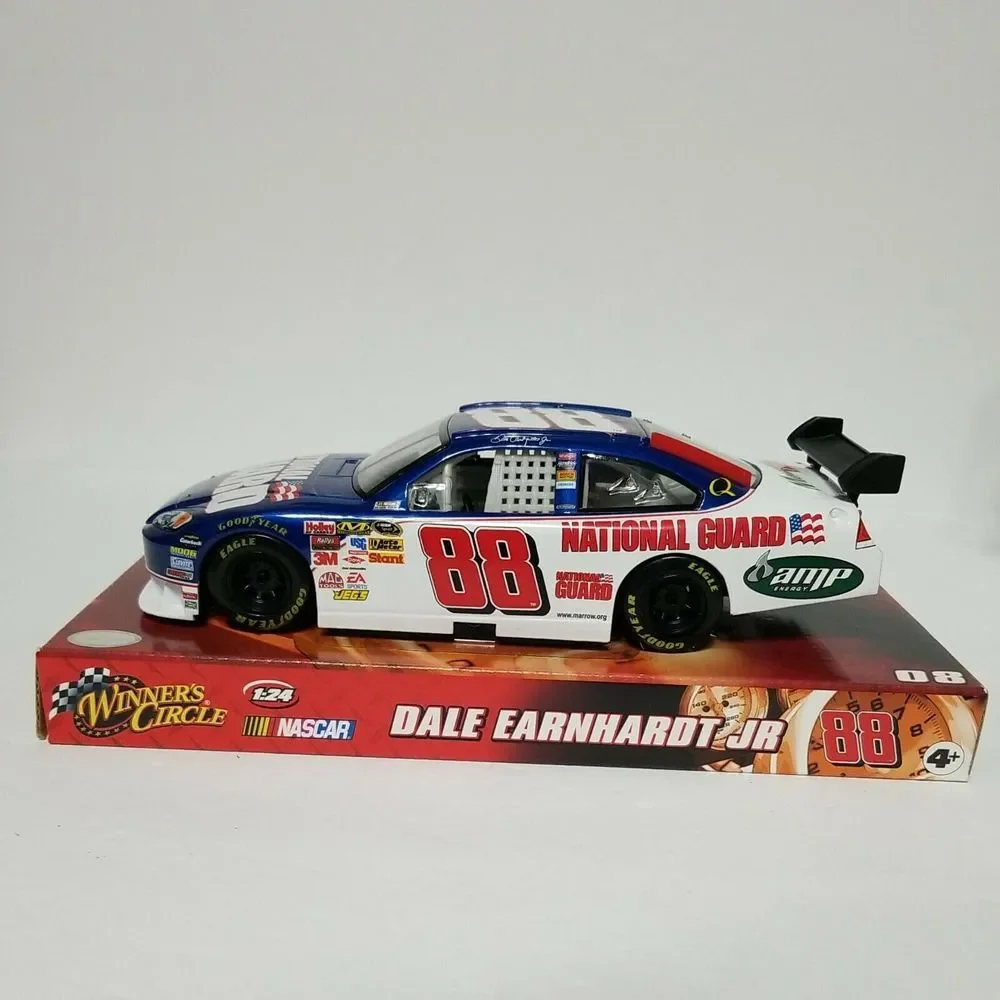 NASCAR Dale Earnhardt Jr National‎ Guard 1:24 Winners Circle Car 2008 in Package